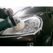 Оклейка великих фар антигравійною плівкою