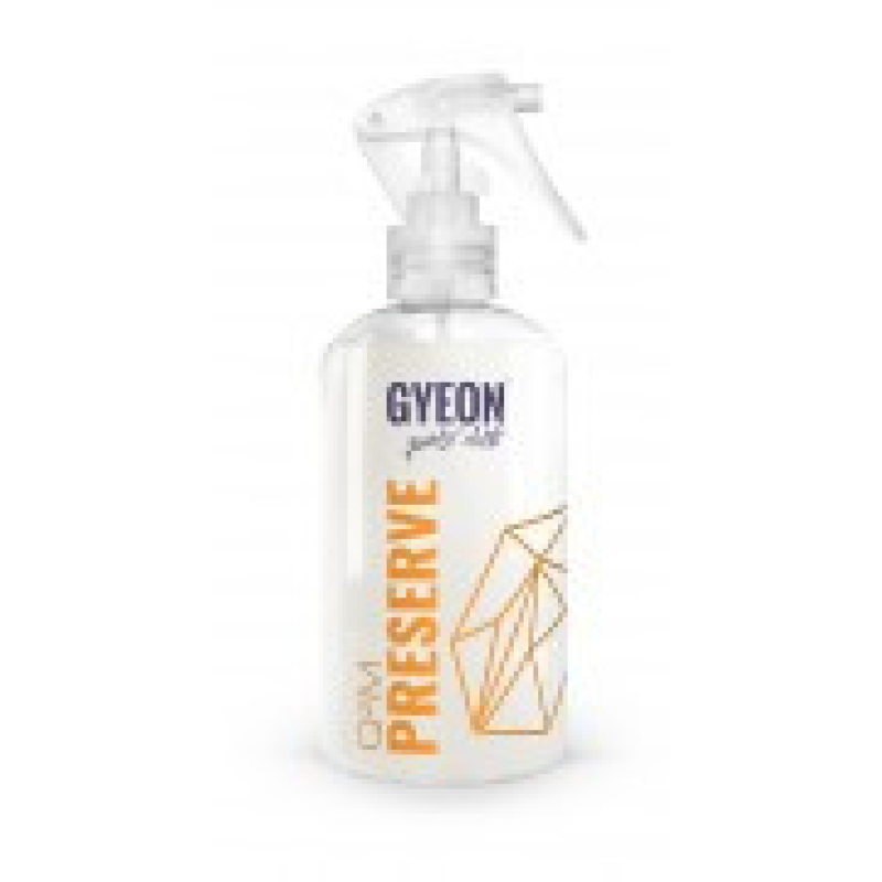 Захисне покриття для пластику, гуми та вінілу (чорнитель) Gyeon Q2 Preserve `Презерв“ (250 мл) Захисне покриття для пластику, гуми та вінілу (чорнитель) Gyeon Q2 Preserve `Презерв“ (250 мл)