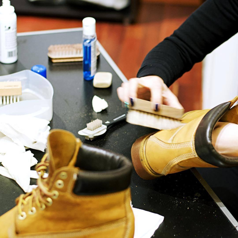 Набір для догляду за замшею TARRAGO Sneakers Kit