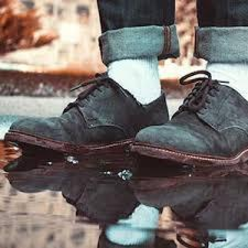 Гідрофобний спрей для замші та нубуку Mountval Water Reppelent — Nubuck&Suede&Textile, 100 мл