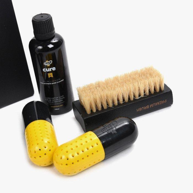Набір для догляду за взуттям і одягом Crep Ultimate Gift Pack