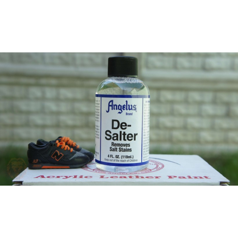 Універсальний очищувач від соляних плям Angelus