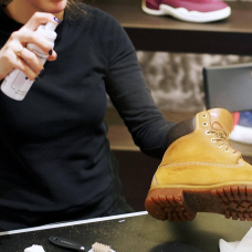 Гідрофобний спрей для взуття Tarrago Sneakers Protector 125 ml