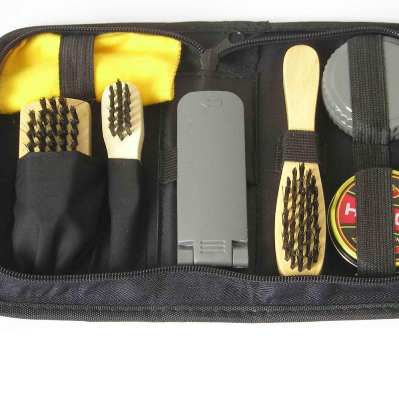 Набір взуття для подорожей