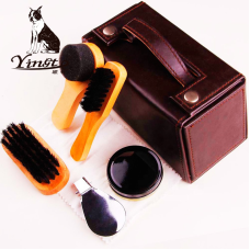 Набір засобів для догляду за взуттям