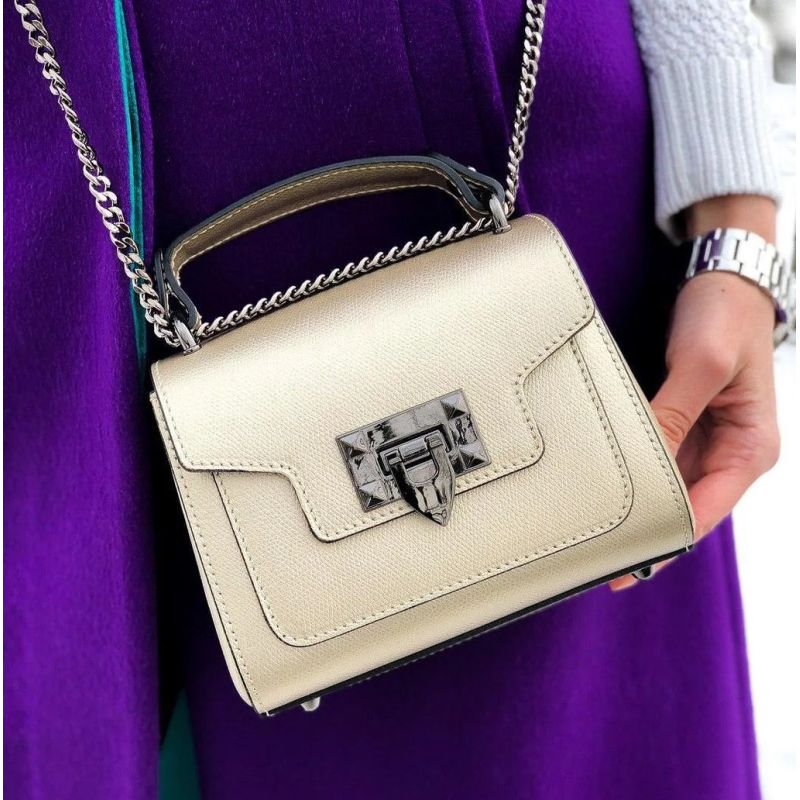 Жіноча шкіряна сумка-рюкзак Laura Biaggi (7715) шкіряна золотиста