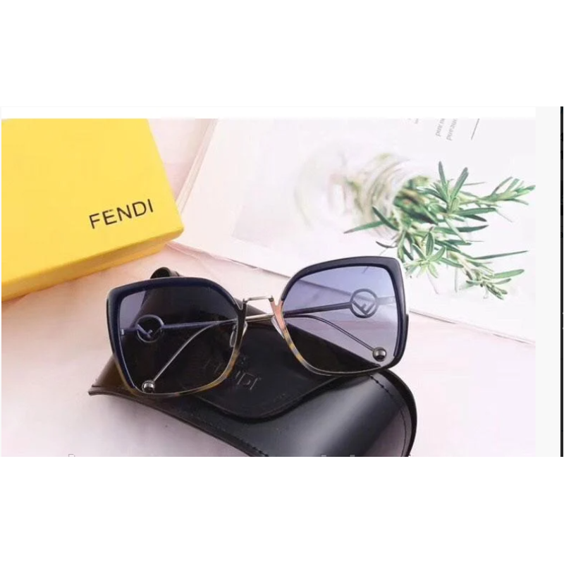 Жіночі сонцезахисні окуляри Fendi (2916) black