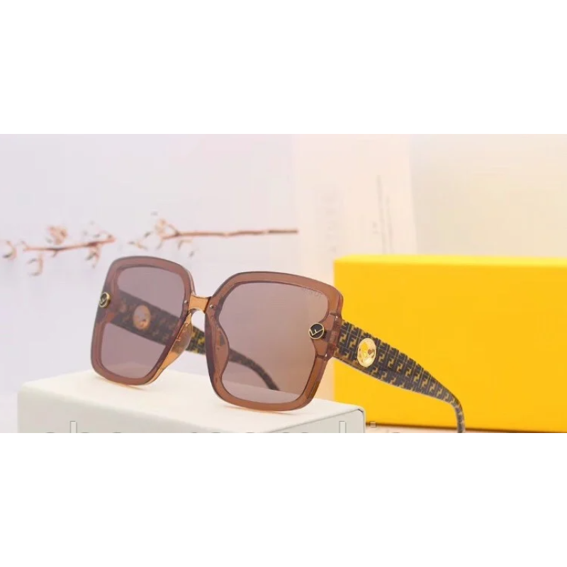 Брендові жіночі сонцезахисні окуляри Fendi (30078) brown