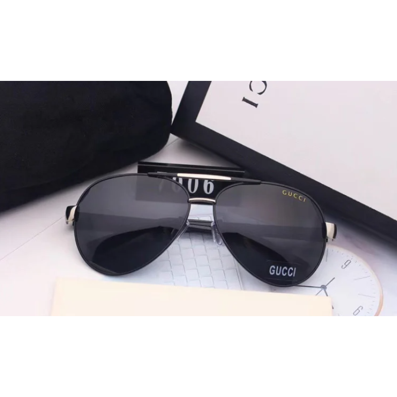 Чоловічі окуляри сонцезахисні з поляризацією (10007)