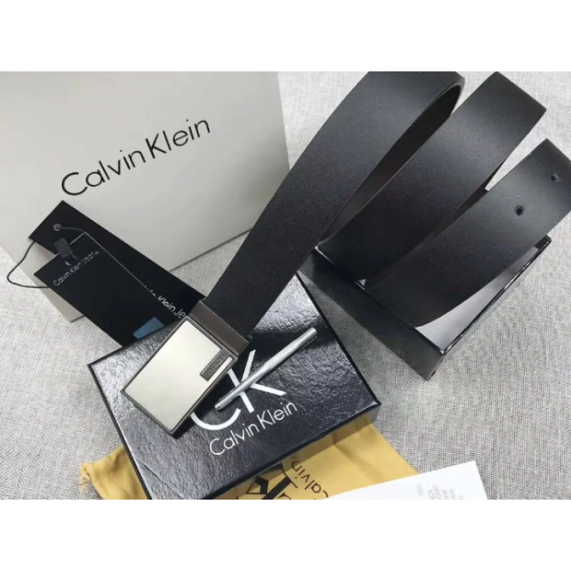 Чоловічий шкіряний ремінь в подарунковій упаковці (460)