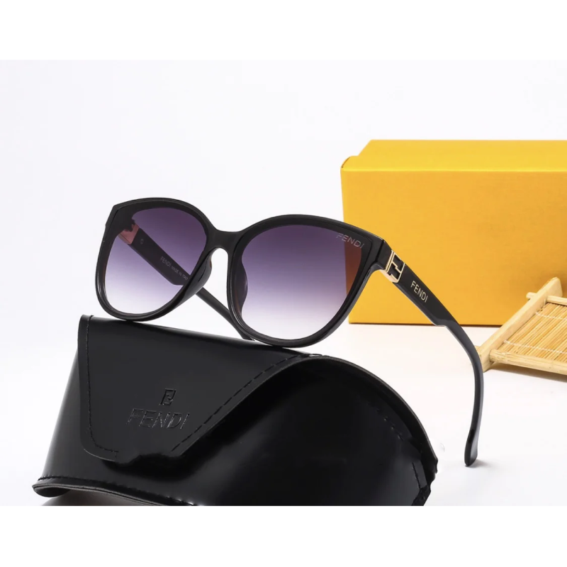 Жіночі сонцезахисні окуляри Fendi (9437) black