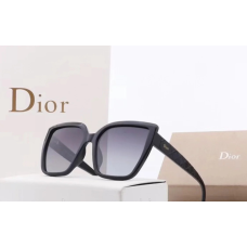 Брендові жіночі сонцезахисні окуляри (2003)