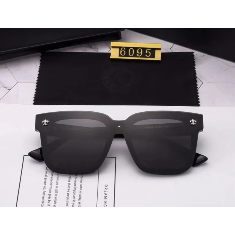 Жіночі сонцезахисні окуляри Chrome Hearts (6095)