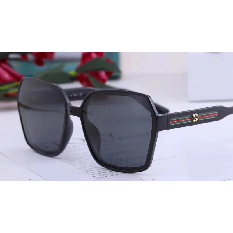 Жіночі стильні окуляри з поляризацією (30110)