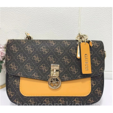 Невелика сумочка на плече Guess (6693) brown